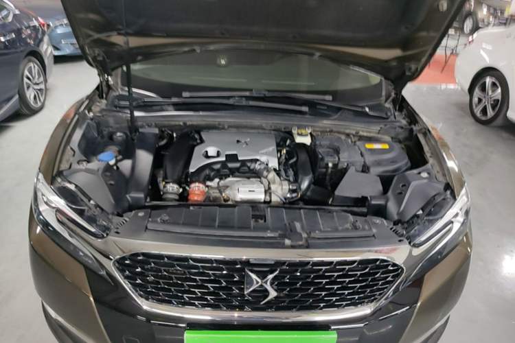 Used DS 6 2016 1.6T Elegant Edition THP160 Engine Bay