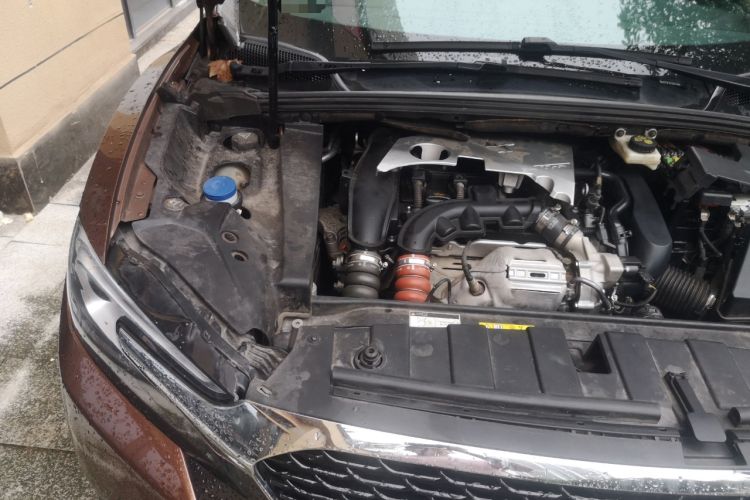 Used DS 6 2016 1.6T Elegant Edition THP160 Engine Bay Right