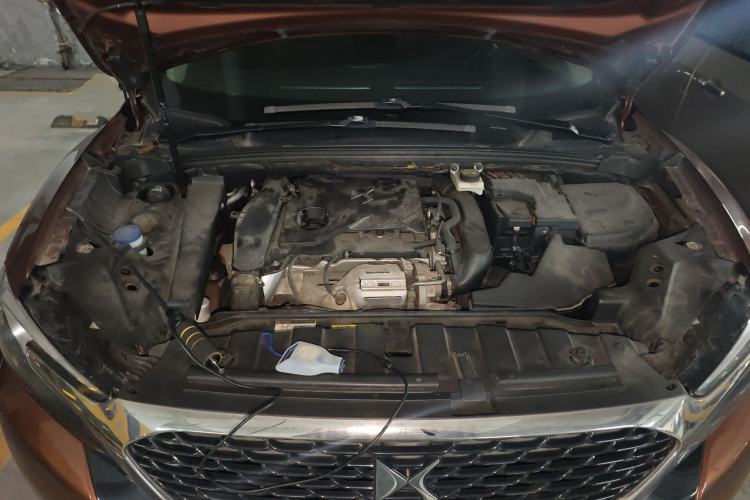 Used DS 6 2016 1.8T Luxury Edition THP200 Engine Bay