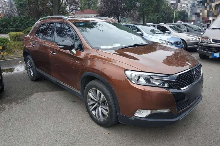 Used DS 6 2016 1.8T Luxury Edition THP200 Front Right 45 Deg