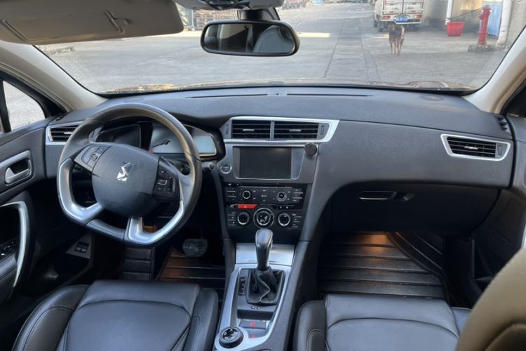 Used DS 6 2016 1.6T Luxury Edition THP160 Interior 1
