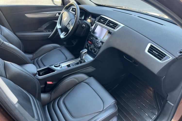 Used DS 6 2016 1.6T Luxury Edition THP160 Interior 2