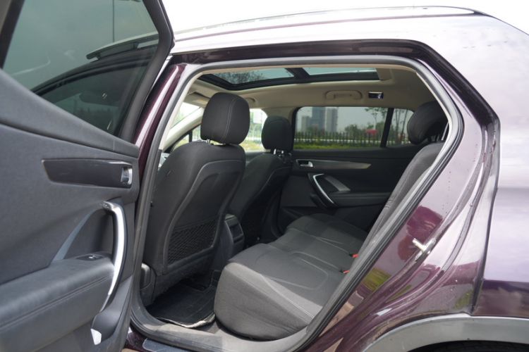Used DS 6 2016 1.6T Elegant Edition THP160 Interior 4