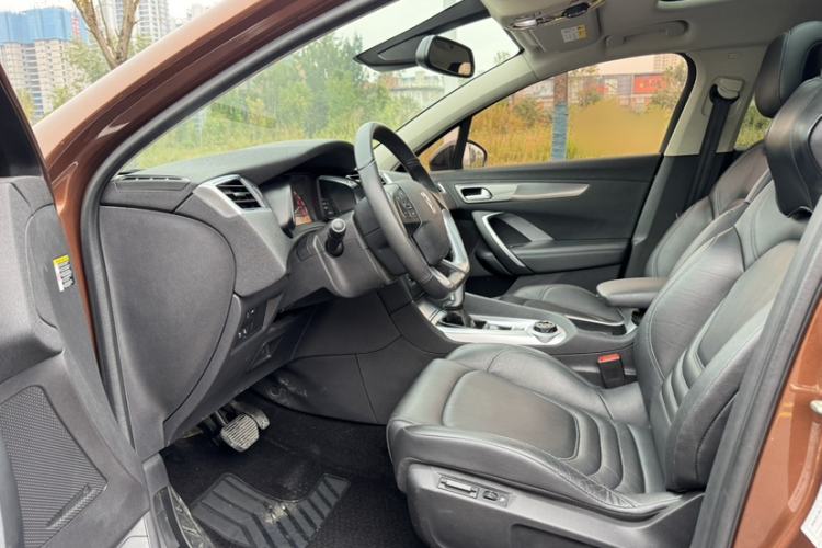 Used DS 6 2016 1.6T Luxury Edition THP160 Interior 5