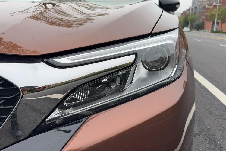 Used DS 6 2016 1.6T Luxury Edition THP160 Left Front Headlight