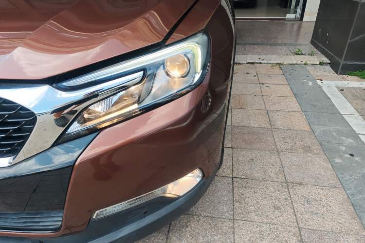 Used DS 6 2016 1.6T Luxury Edition THP160 Left Front Headlight