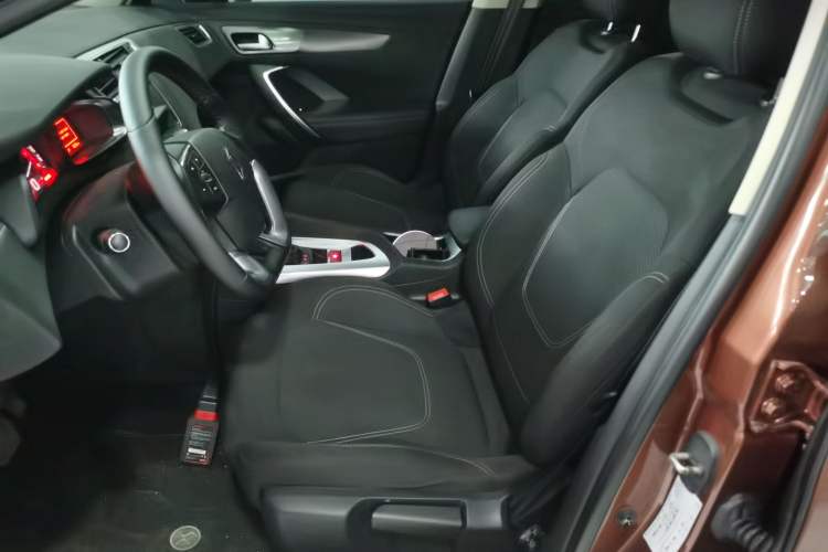 Used DS 6 2016 1.6T Comfort Edition THP160 Left Front Seat