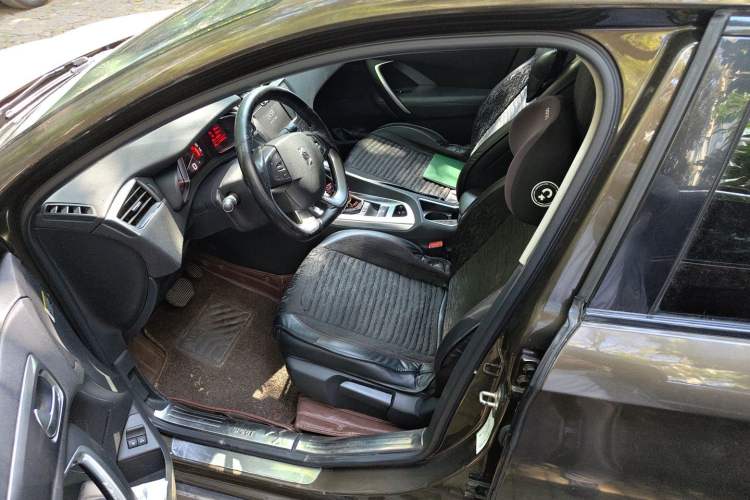 Used DS 6 2016 1.6T Elegant Edition THP160 Left Front Seat