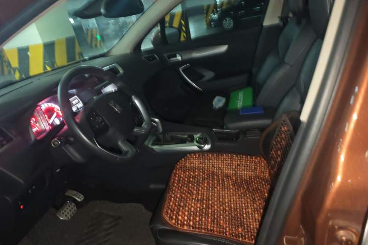 Used DS 6 2016 1.8T Luxury Edition THP200 Left Front Seat