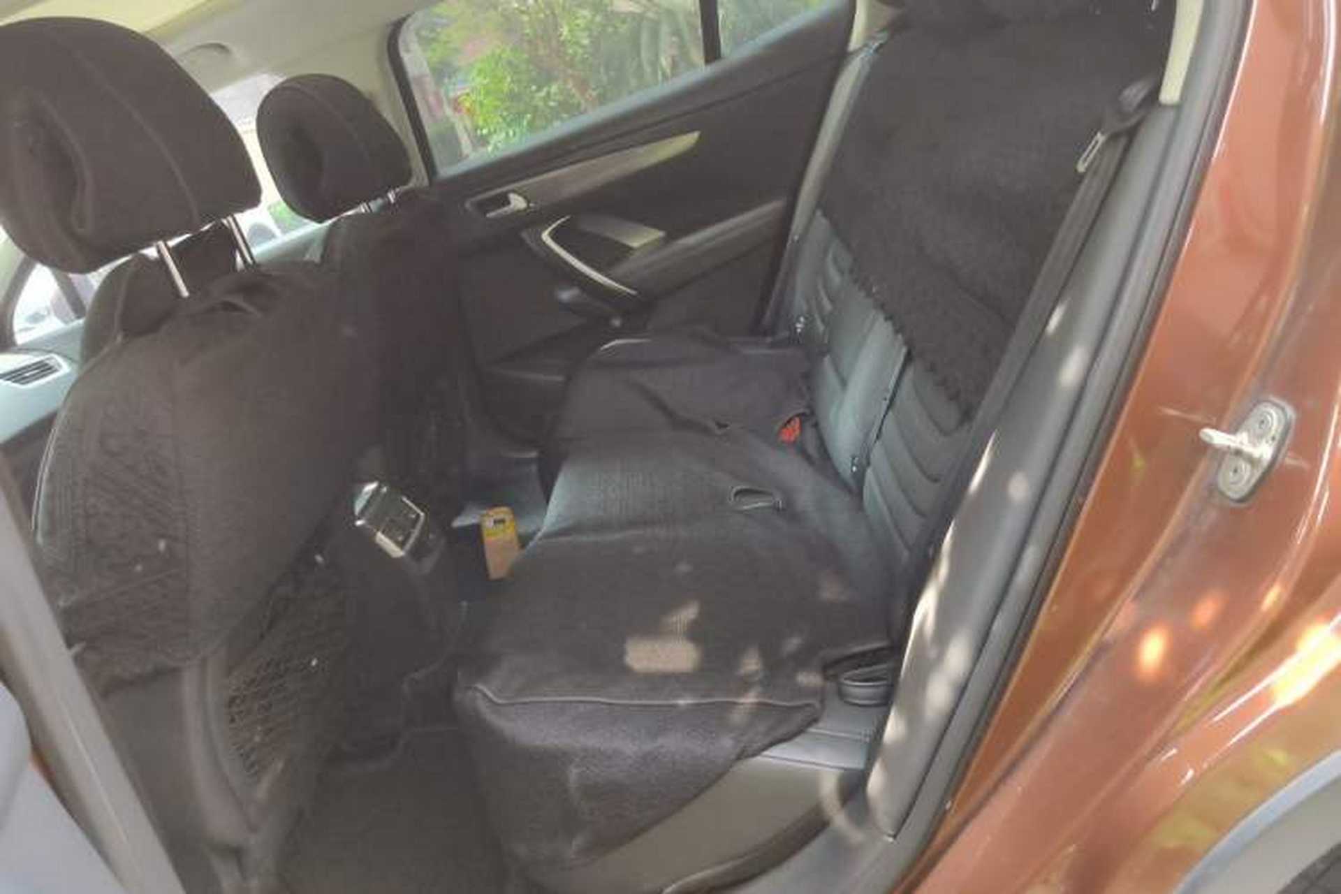 Used DS 6 2016 1.6T Luxury Edition THP160 Left Rear Seat
