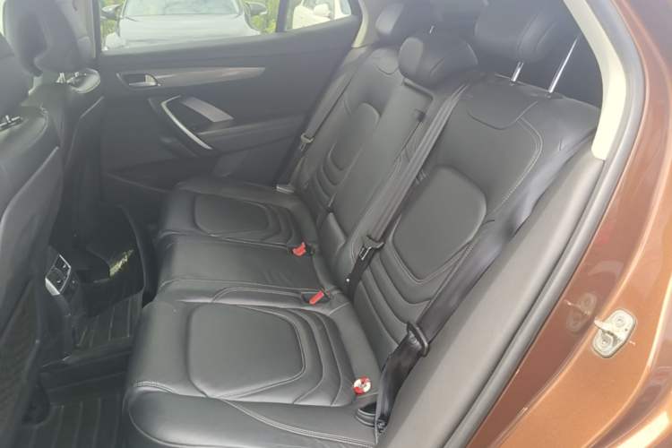 Used DS 6 2016 1.6T Luxury Edition THP160 Left Rear Seat