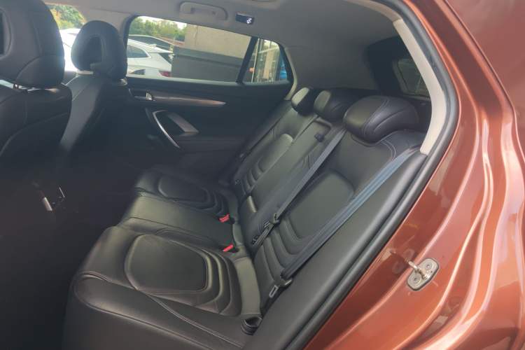 Used DS 6 2016 1.6T Luxury Edition THP160 Left Rear Seat