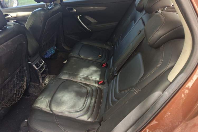 Used DS 6 2016 1.6T Luxury Edition THP160 Left Rear Seat