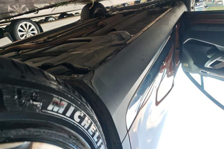 Used DS 6 2016 1.6T Luxury Edition THP160 Left Side Sill