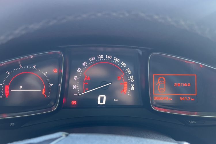 Used DS 6 2016 1.6T Luxury Edition THP160 Odometer Close Up