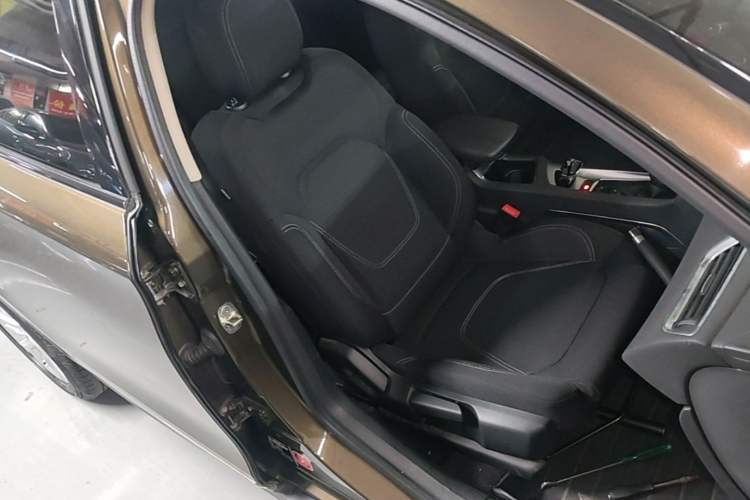 Used DS 6 2016 1.6T Elegant Edition THP160 Right Front Seat