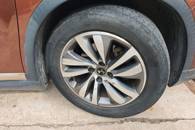 Used DS 6 2016 1.6T Luxury Edition THP160 Right Front Wheel Hub