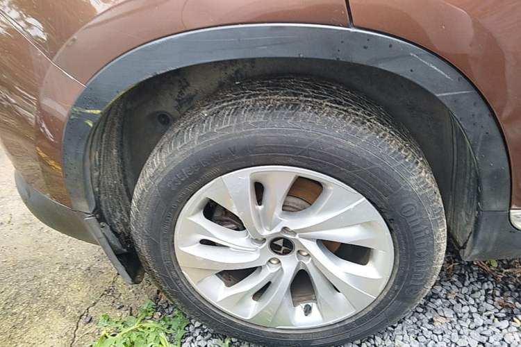 Used DS 6 2016 1.6T Elegant Edition THP160 Right Rear Wheel Hub