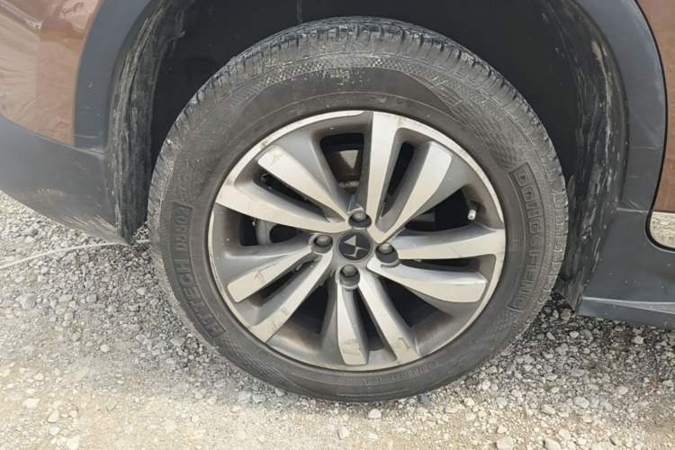 Used DS 6 2016 1.6T Luxury Edition THP160 Right Rear Wheel Hub