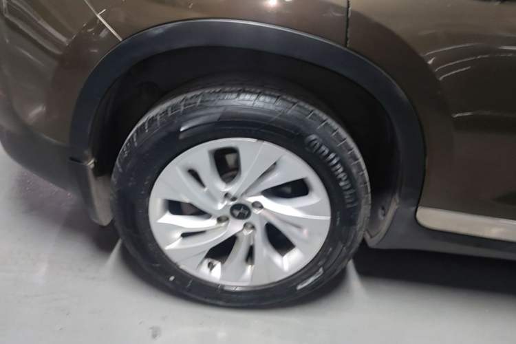 Used DS 6 2016 1.6T Elegant Edition THP160 Right Rear Wheel Hub