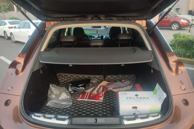 Used DS 6 2016 1.6T Luxury Edition THP160 Trunk