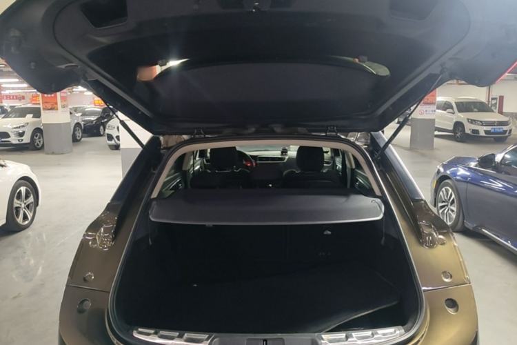 Used DS 6 2016 1.6T Elegant Edition THP160 Trunk