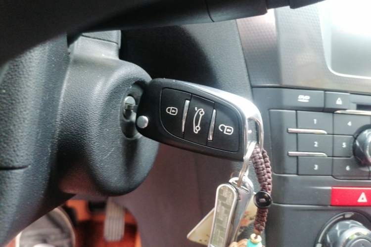 Used DS 6 2016 1.6T Elegant Edition THP160 Vehicle Key