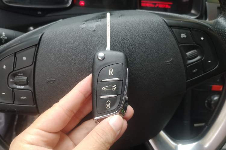 Used DS 6 2016 1.6T Elegant Edition THP160 Vehicle Key