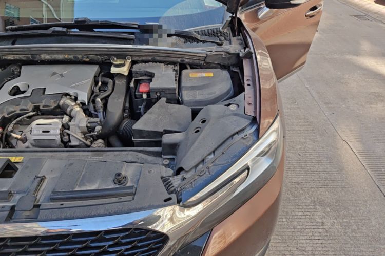 Used DS 6 2016 1.6T Luxury Edition THP160 Engine Bay Left