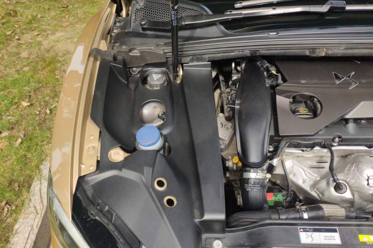 Used DS 6 2016 1.8T 60th Anniversary Limited Edition THP200 Engine Bay Right