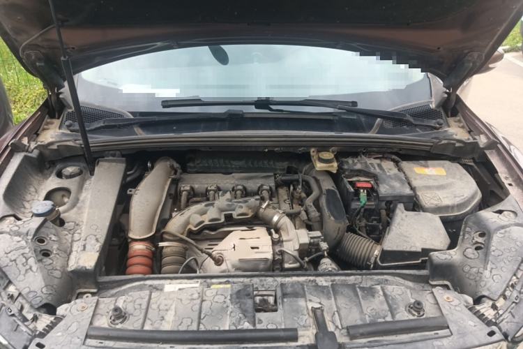 Used DS 6 2016 1.6T Prestige Edition THP160 Engine Bay