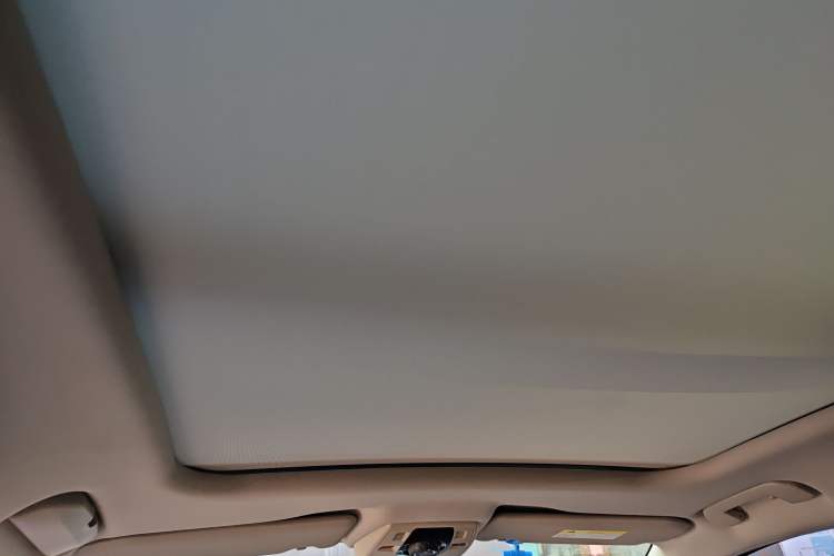 Used DS 6 2016 1.6T Luxury Edition THP160 Headliner