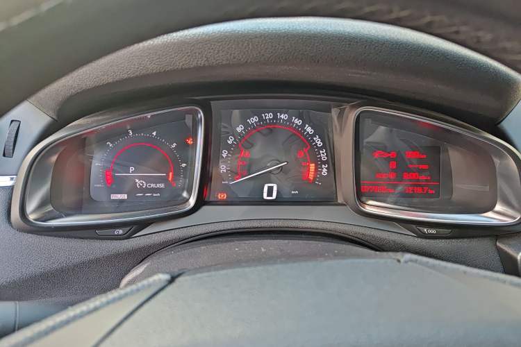 Used DS 6 2016 1.6T Luxury Edition THP160 Instrument Cluster
