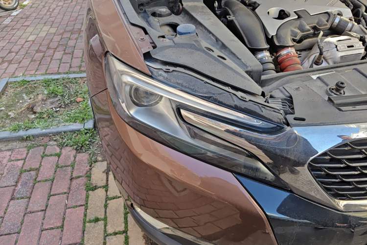 Used DS 6 2016 1.6T Luxury Edition THP160 Right Front Headlight