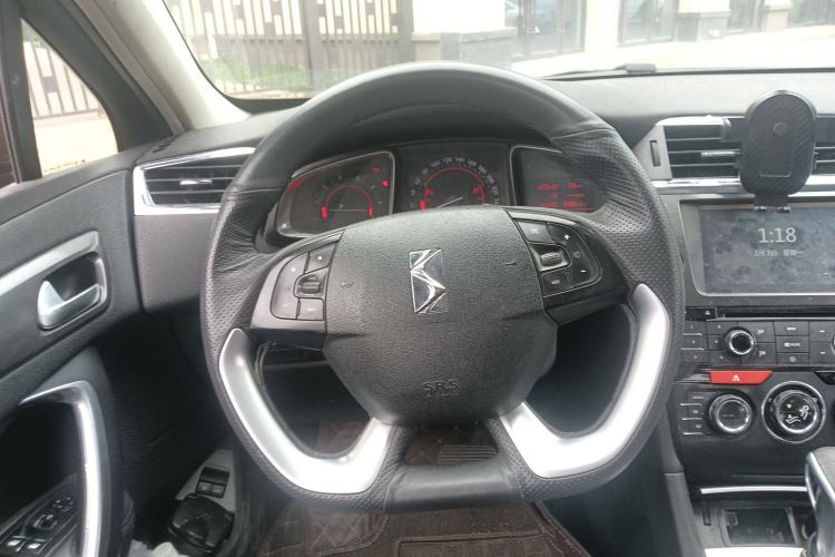 Used DS 6 2016 1.6T Prestige Edition THP160 Steering Wheel