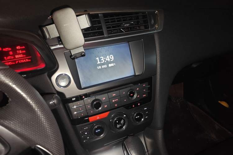 Used DS 6 2016 1.6T Luxury Edition THP160 Audio And AC Panel