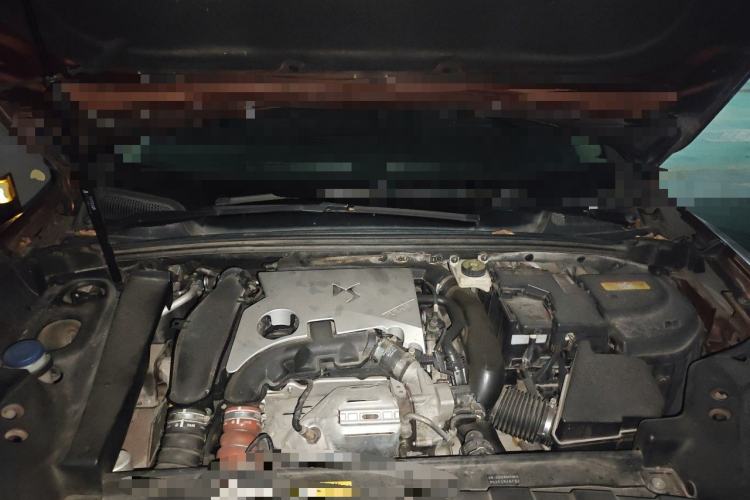 Used DS 6 2016 1.6T Luxury Edition THP160 Engine Bay