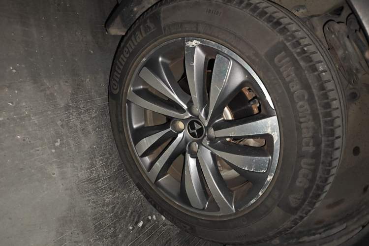 Used DS 6 2016 1.6T Luxury Edition THP160 Right Front Wheel Hub