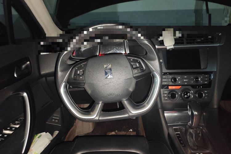 Used DS 6 2016 1.6T Luxury Edition THP160 Steering Wheel