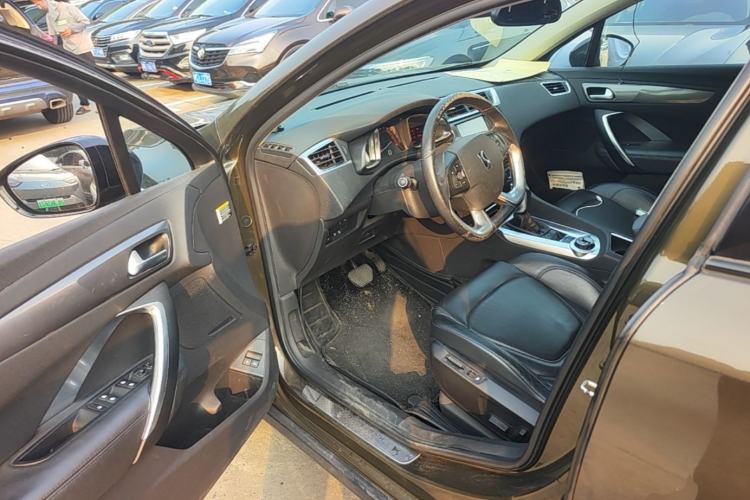 Used DS 6 2016 1.6T Luxury Edition THP160 Driver Seat