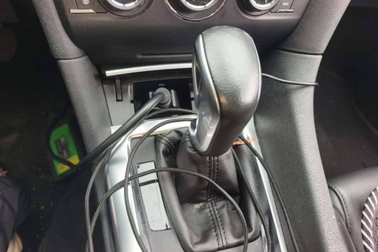 Used DS 6 2016 1.6T Luxury Edition THP160 Gear Lever