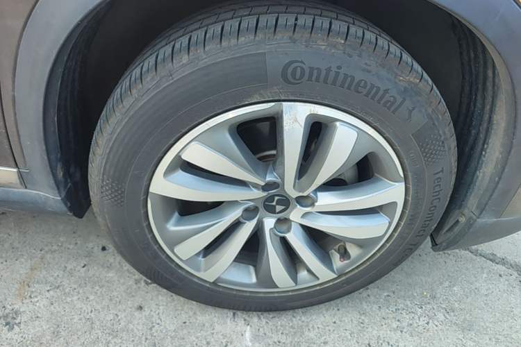 Used DS 6 2016 1.6T Luxury Edition THP160 Right Front Wheel Hub