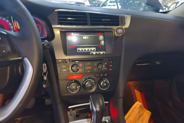 Used DS 6 2016 1.6T Elegant Edition THP160 Audio And AC Panel