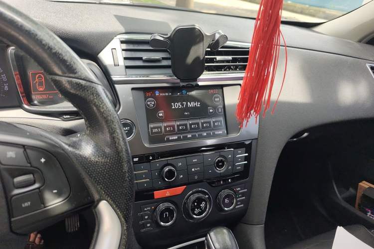 Used DS 6 2016 1.6T Luxury Edition THP160 Audio And AC Panel