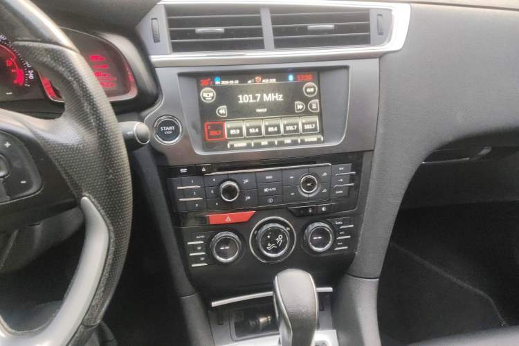 Used DS 6 2016 1.6T Luxury Edition THP160 Audio And AC Panel