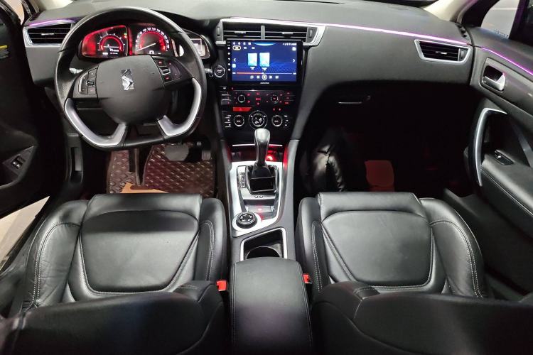 Used DS 6 2016 1.6T Luxury Edition THP160 Center Console