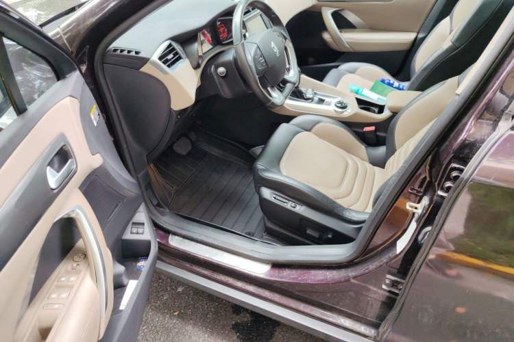 Used DS 6 2016 1.6T Luxury Edition THP160 Driver Seat