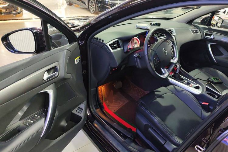 Used DS 6 2016 1.6T Elegant Edition THP160 Driver Seat