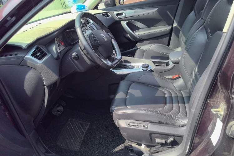 Used DS 6 2016 1.6T Luxury Edition THP160 Driver Seat