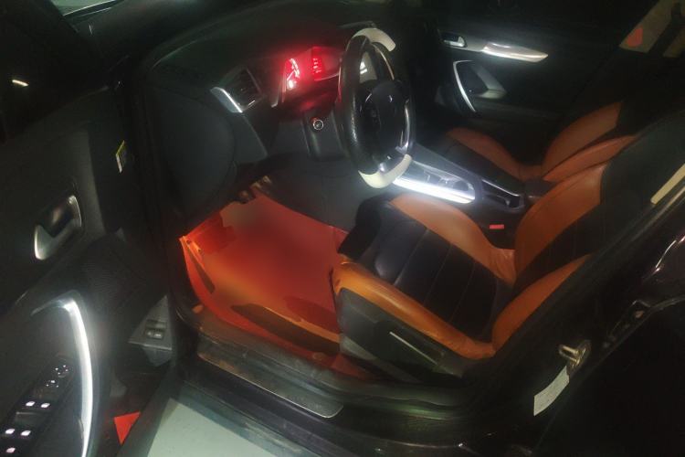 Used DS 6 2016 1.6T Comfort Edition THP160 Driver Seat